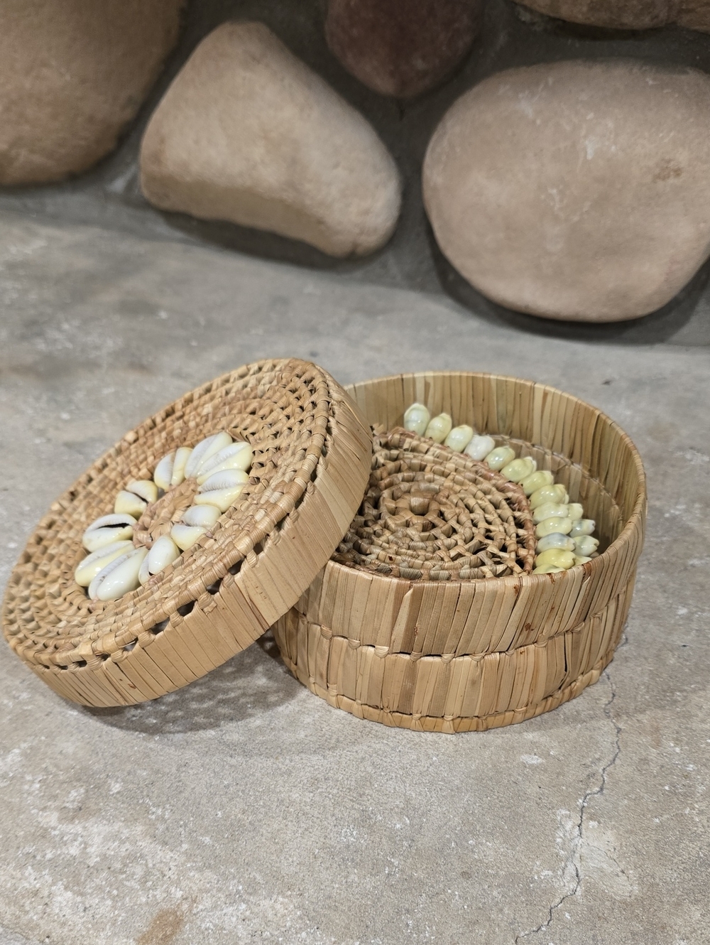 Handcrafted Natural Woven Shell Coaster Set Of 5 With Holder